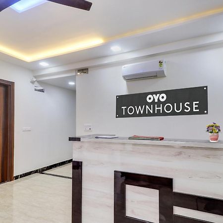 Hotel O Golden Grand Agra  Dış mekan fotoğraf